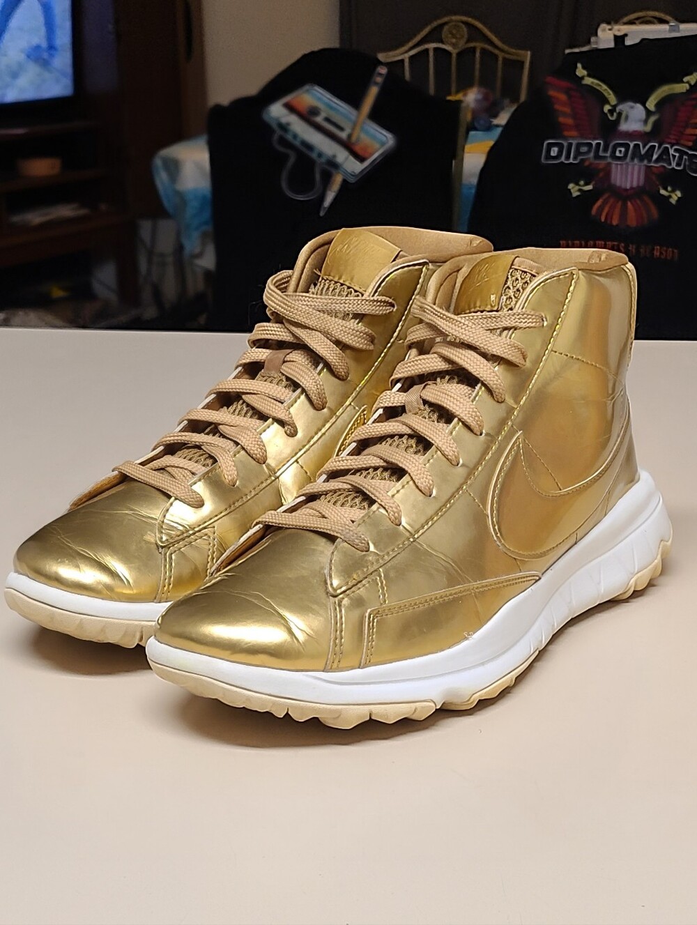 Nike Blazer Metallic Gold high top spikeless golf sneakers size 9